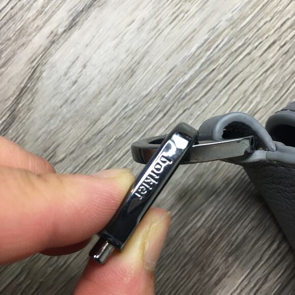 Botkier Trigger Saddle Crossbody Magnetic Flap Purse Bag Gray Adjustable Straps - Picture 4 of 10